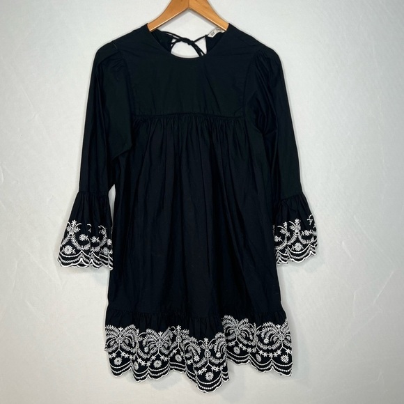 Zara Black Loose-Fit Floral Embroidered Bell Sleeve Tie-Back Dress. Size XS. - Picture 2 of 10